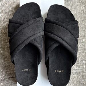 Varley Ronley Black Quilted Slides 2.0 in Black NWT
